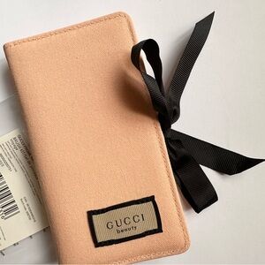 NEW GUCCI BEAUTY PINK MAKEUP BRUSH CASE BAG